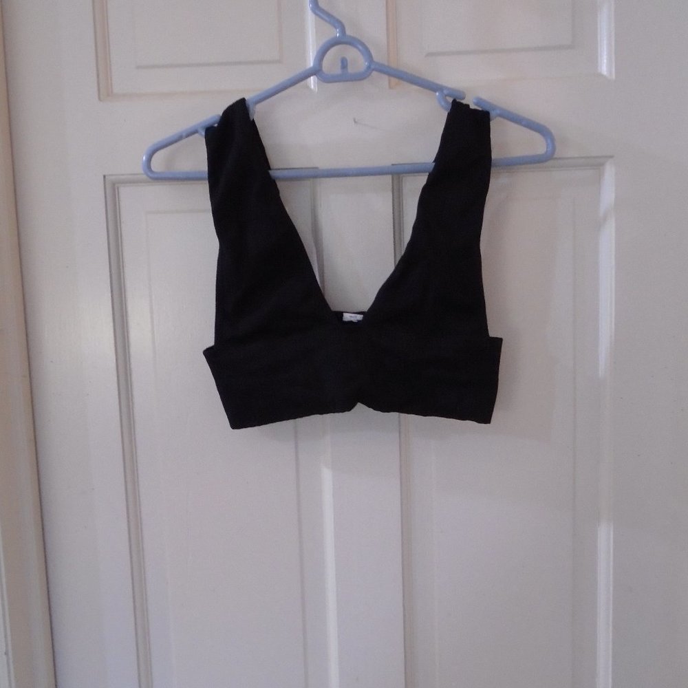 Girl's Garage Black Halter Top Size M